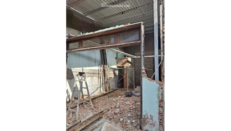 Nhà Lô góc SHR HXH né 100m2 – Lê Thị Riêng Quận 12 SS